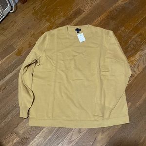NWT J Crew man Sweater